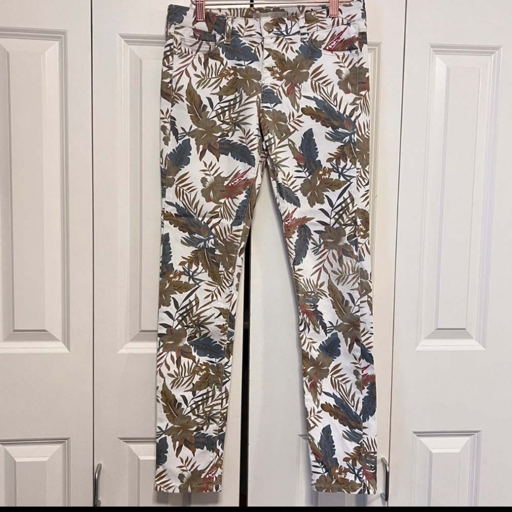 ZARA  Stretch Slim Jeggings  White Tropical Print Jeans - Size 4